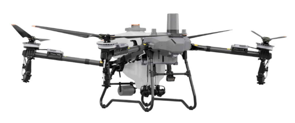 DJI AGRAS 70 mostrando el lateral y con las aspas desplegadas